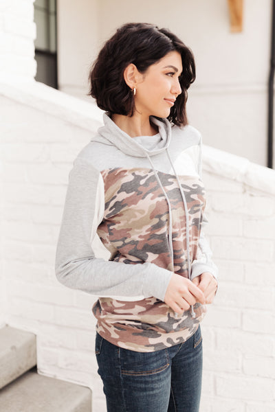 S - All About Adventure Top in Camo