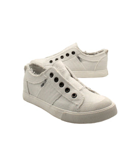 Creola Canvas Ivory Sneakers