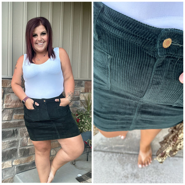 S-Melinda Corduroy Patch Pocket Skirt in Emerald